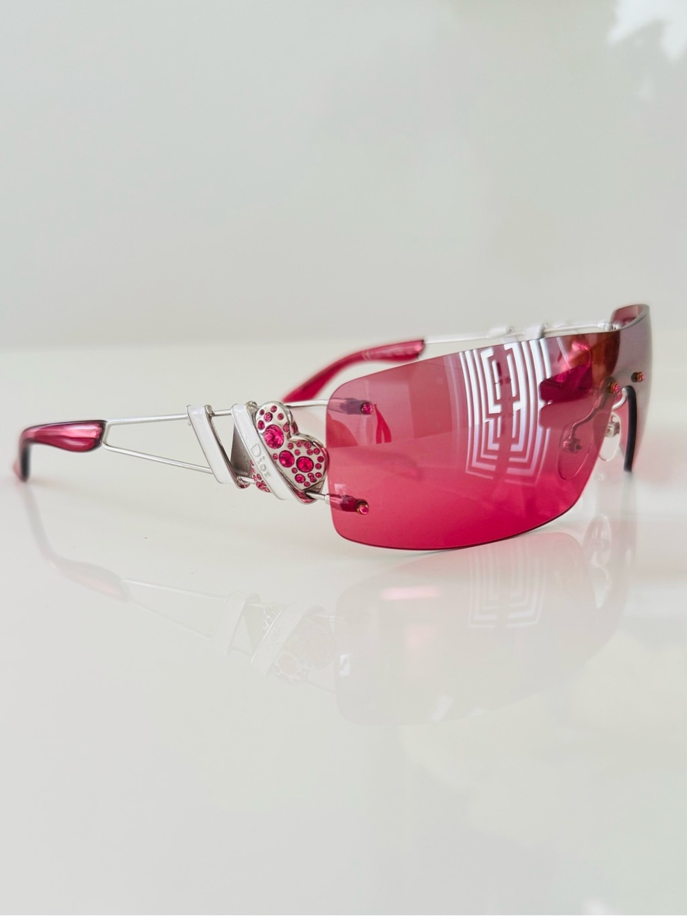 Extremely RARE 🍒 Vintage Dior heart core rimless Swarovski sunglasses - Picture 4 of 8